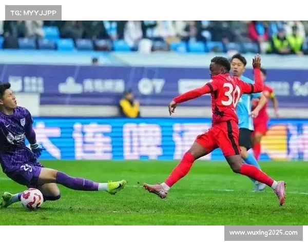 上海海港成恒大后首支中超三连冠球队,创联赛新纪录 上海海港成恒大后首支中超三连冠球队,创联赛新纪录